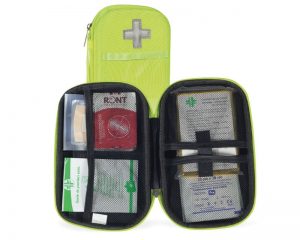 TROUSSE DE SECOURS VEHICULE 2/4 PERSONNES